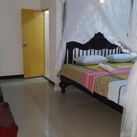 Samudra Guest House Mirissa Extérieur photo