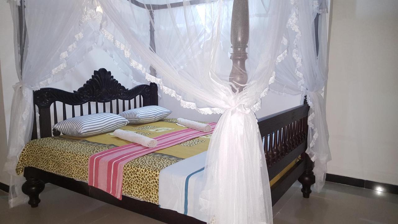 Samudra Guest House Mirissa Extérieur photo