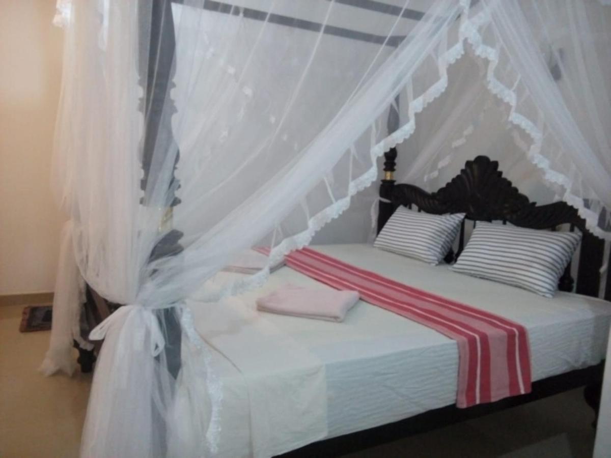 Samudra Guest House Mirissa Extérieur photo