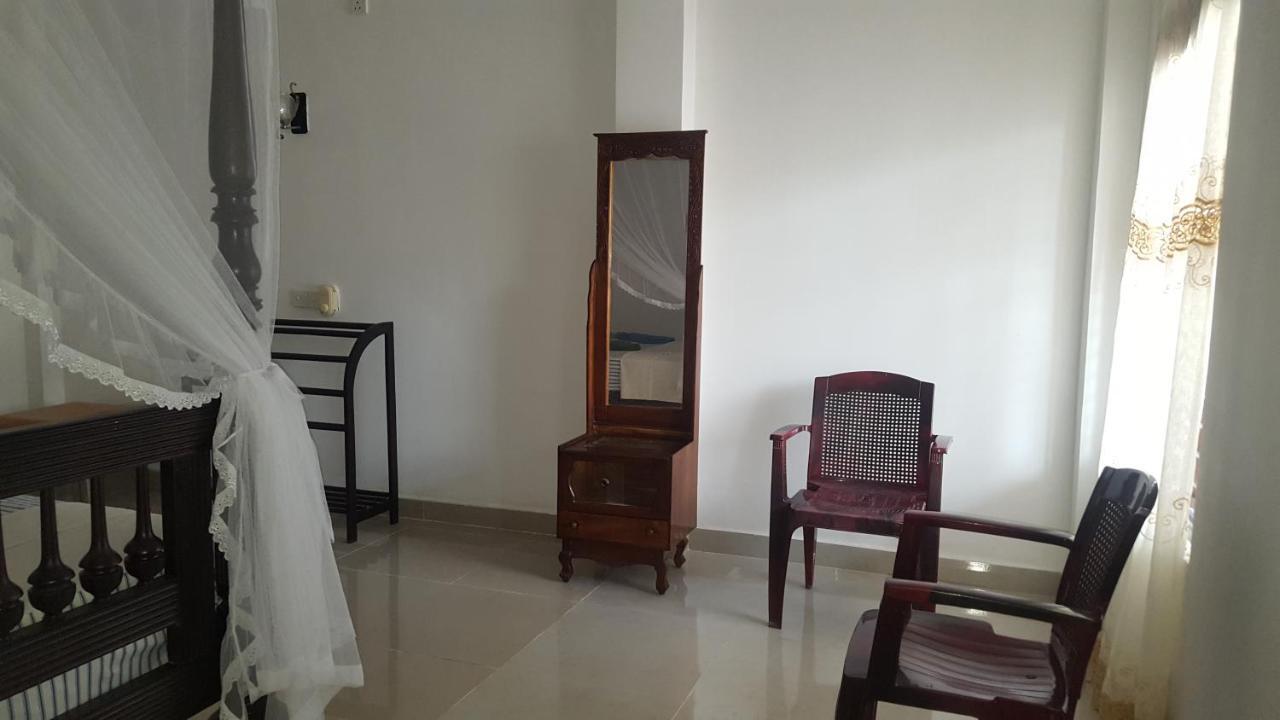 Samudra Guest House Mirissa Extérieur photo