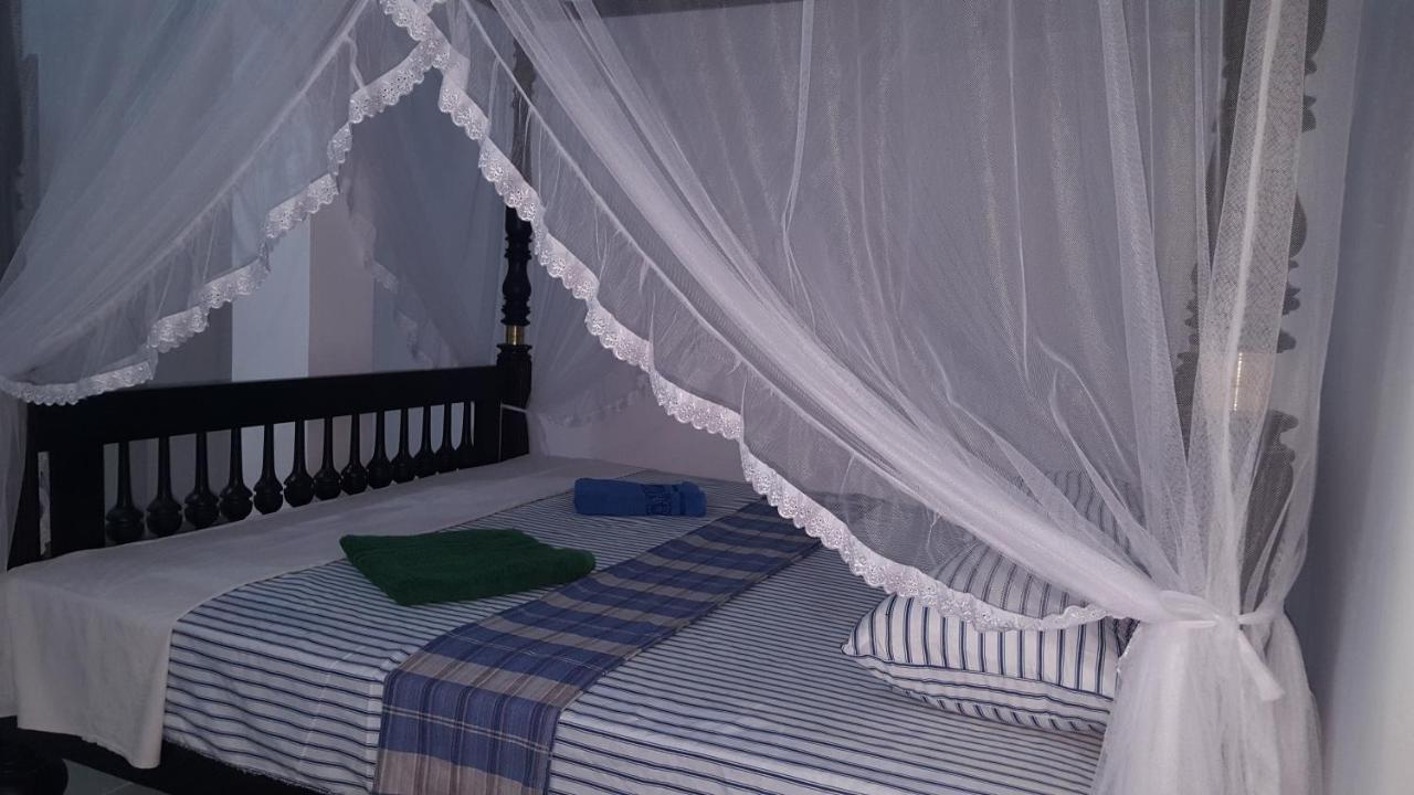 Samudra Guest House Mirissa Extérieur photo
