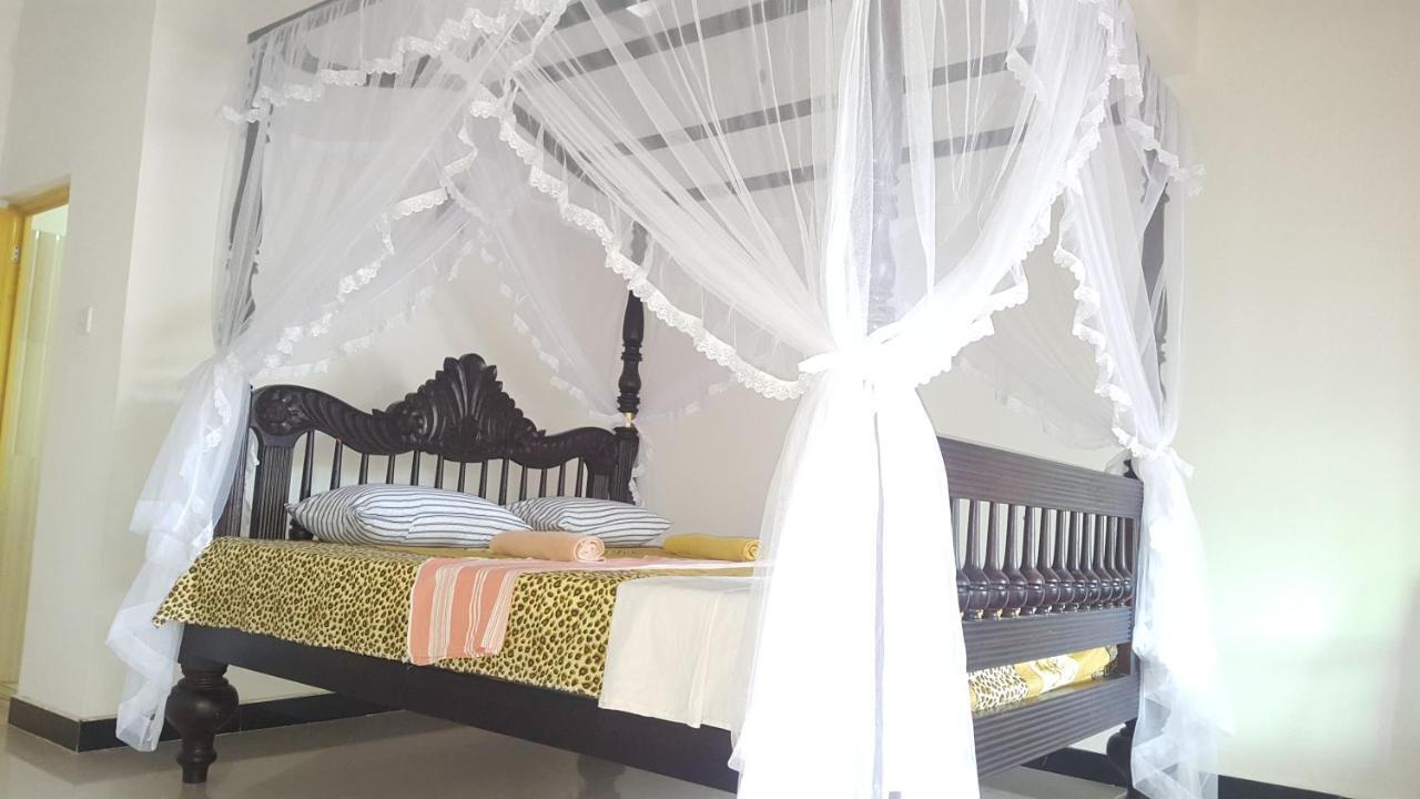 Samudra Guest House Mirissa Extérieur photo